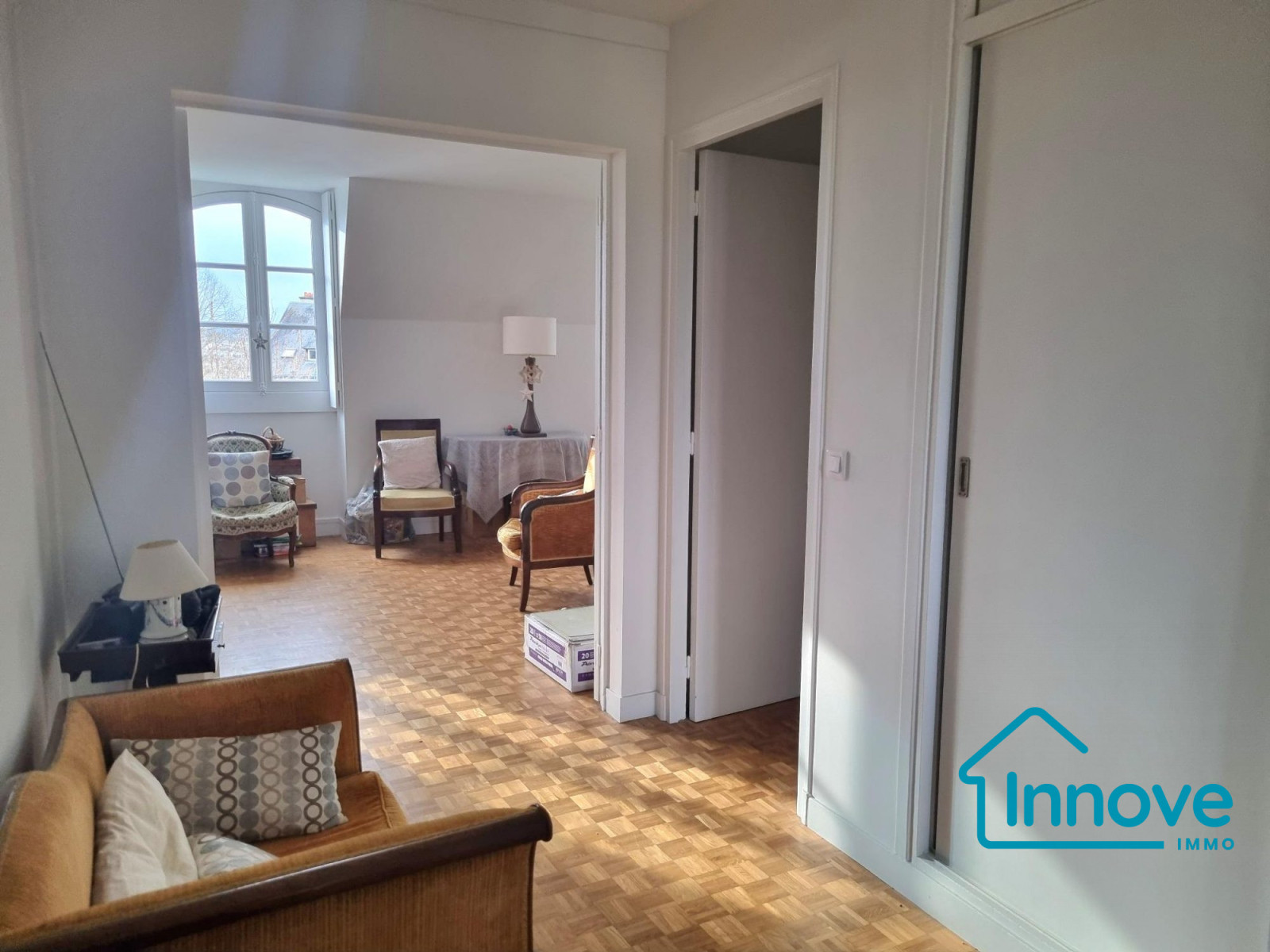 
                                                Vente
                                                 Les Prés en dernier étage appartement 3 chambres