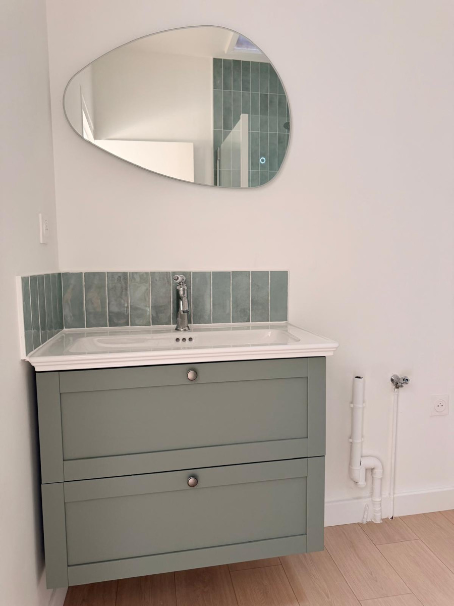 
                                                Vente
                                                 LES SABLES-D’OLONNE – T4 RÉNOVÉ DE 74,58 M² AVEC BALCON – 3 CHAMBRES