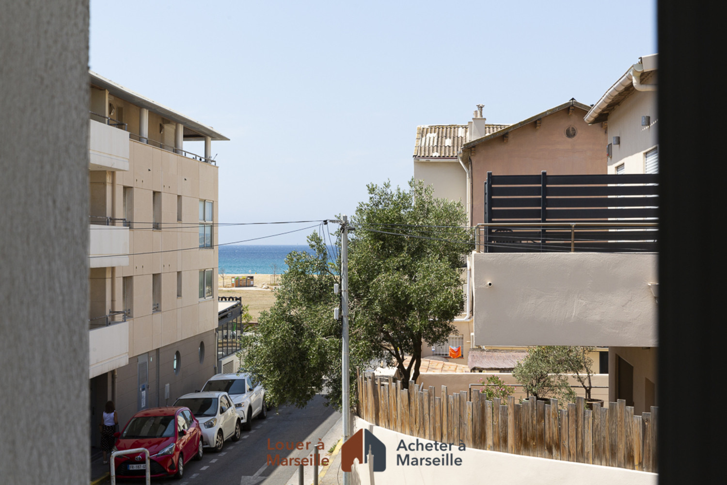 
                                                Location
                                                 Les vagues