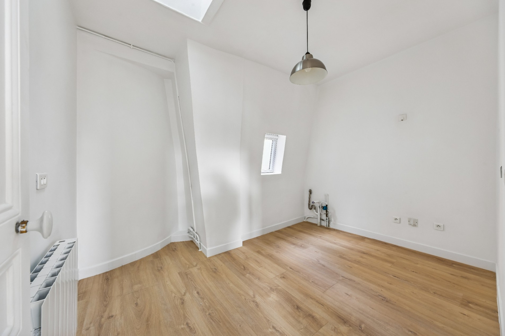 
                                                Vente
                                                 Levallois - 34 Rivay