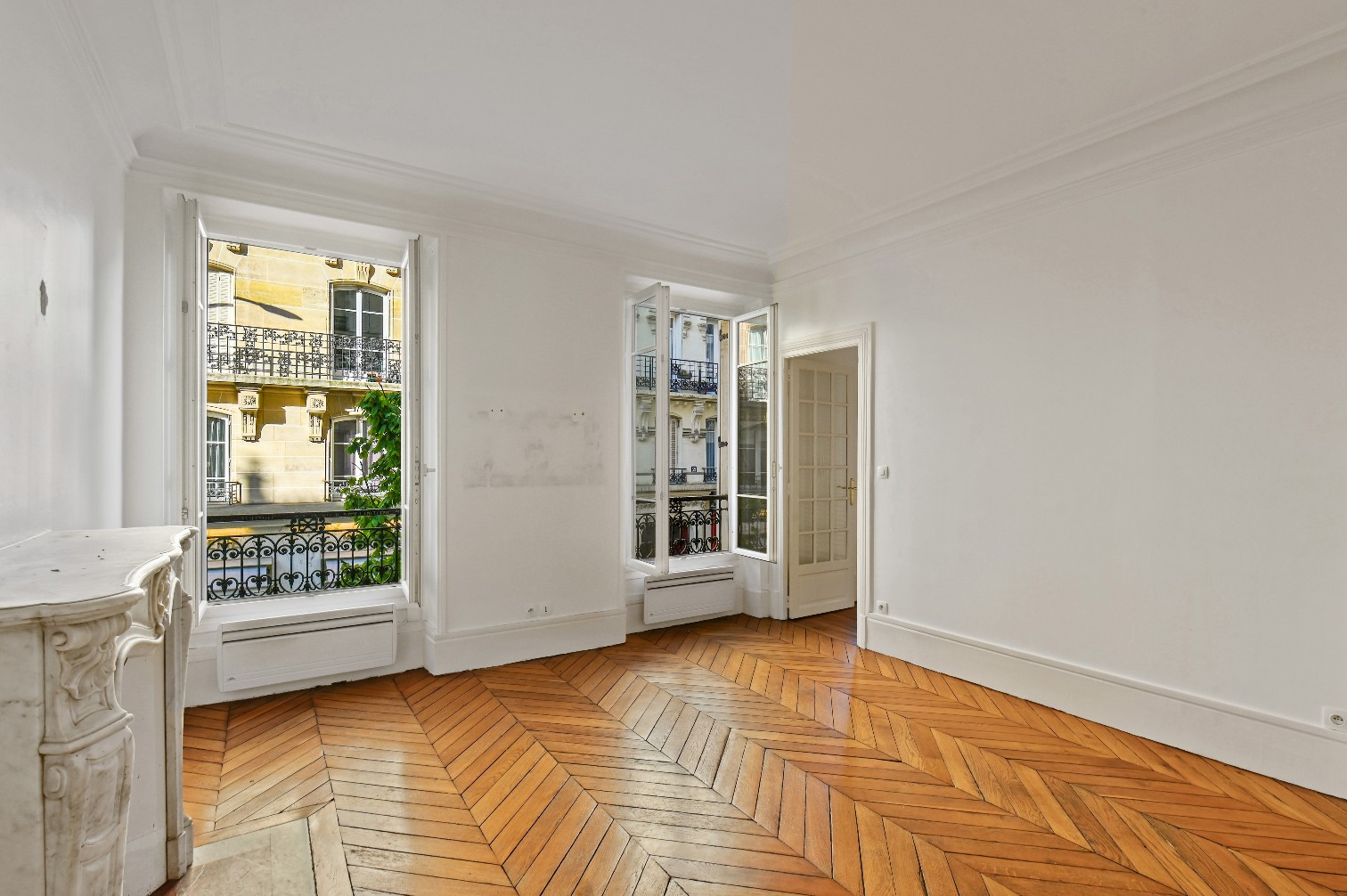 
                                                Vente
                                                 Levallois - 34 Rivay
