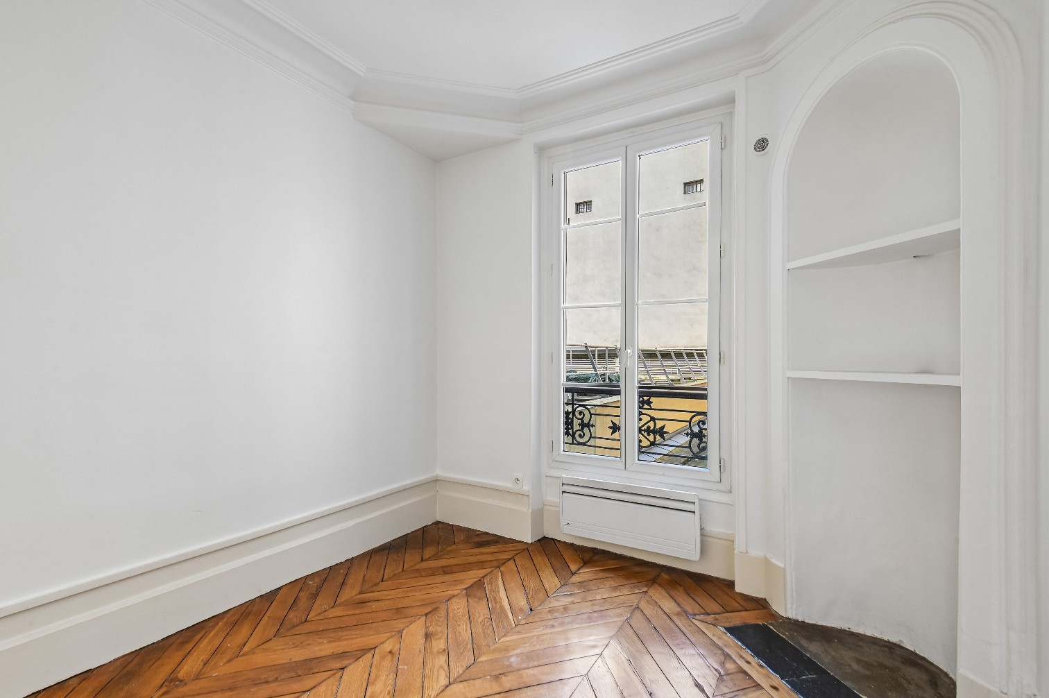 
                                                Vente
                                                 Levallois - 34 Rivay