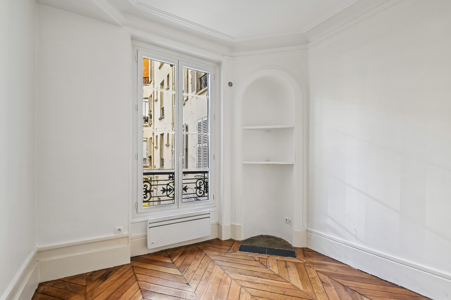 
                                                Vente
                                                 Levallois - 34 Rivay