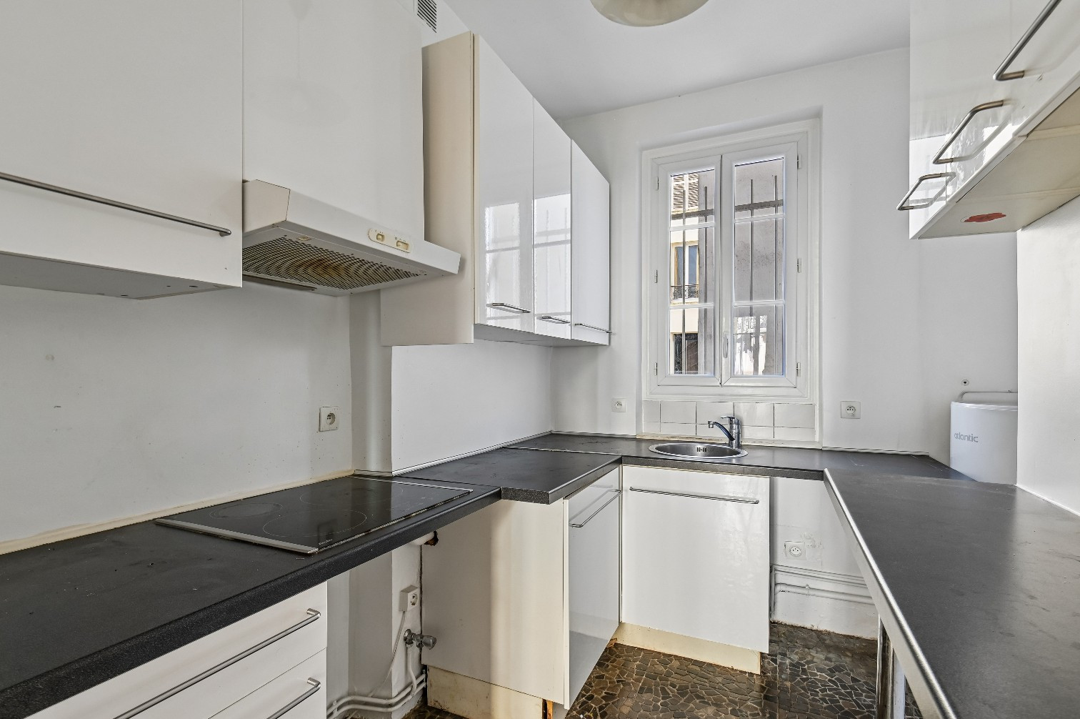 
                                                Vente
                                                 Levallois - 34 Rivay
