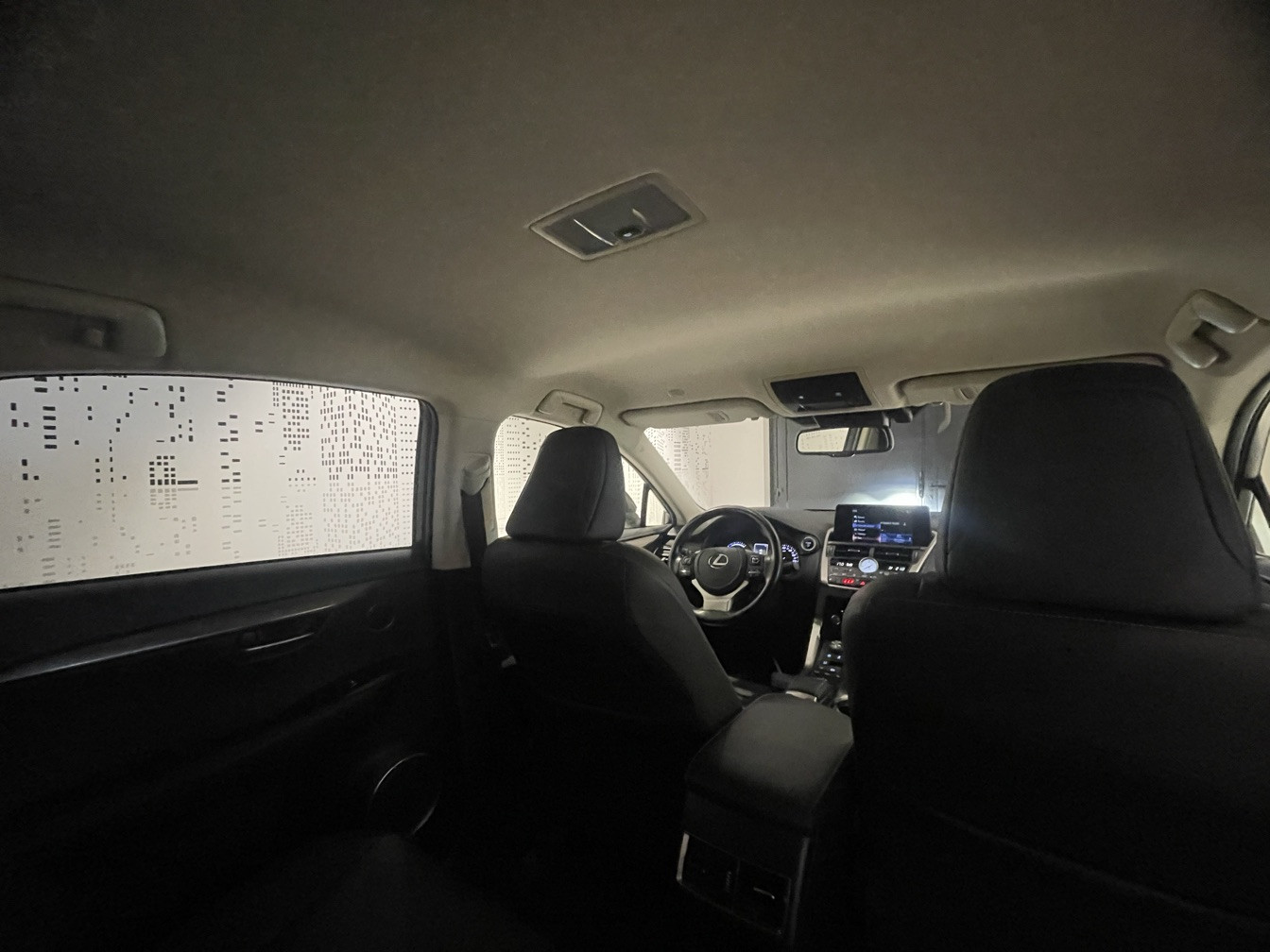 
                                                Voiture
                                                 LEXUS NX 300H HYBRIDE 2WD MC DESIGN APP MY21 SR