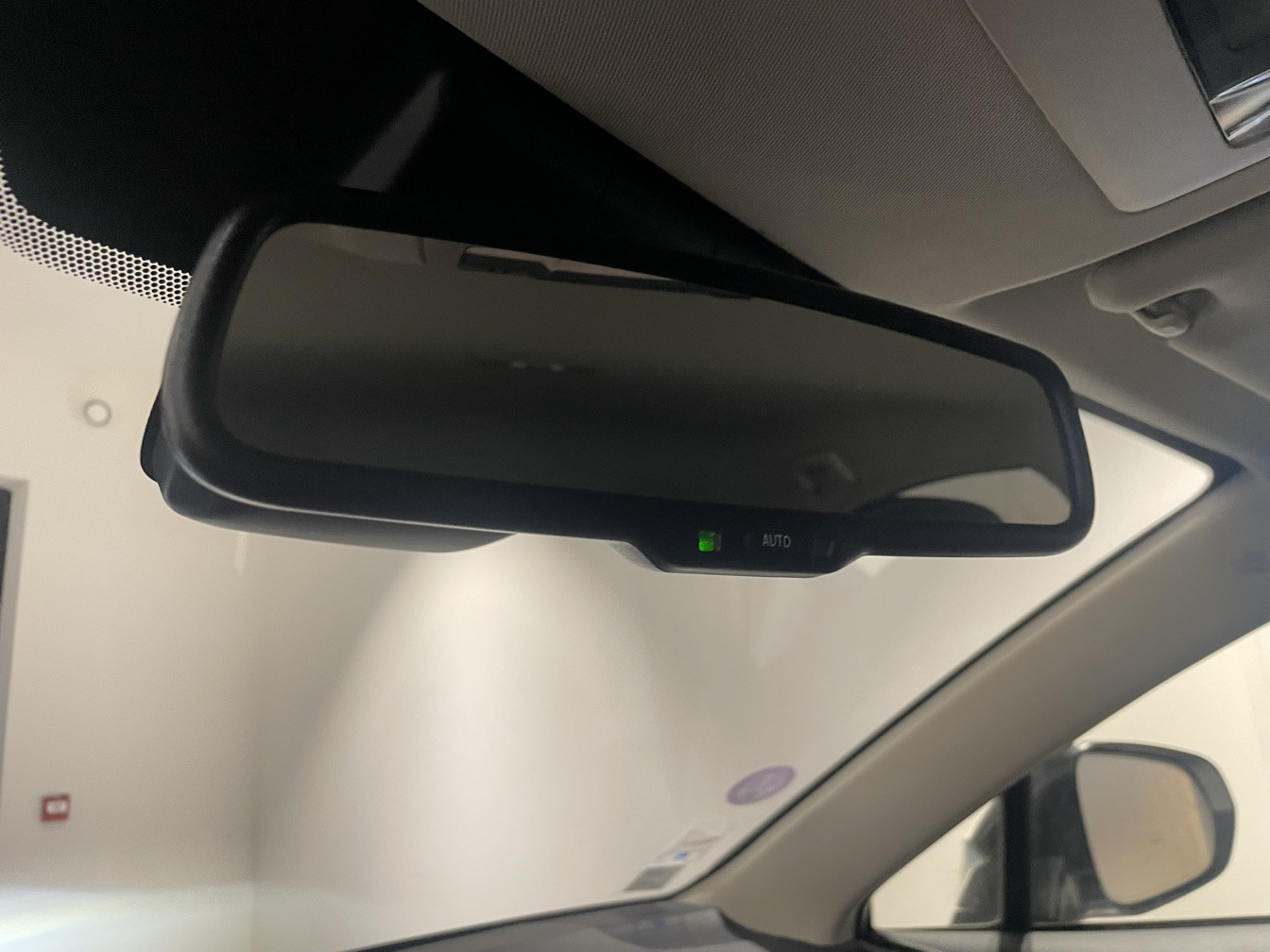 
                                                Voiture
                                                 LEXUS NX 300H HYBRIDE 2WD MC DESIGN APP MY21 SR