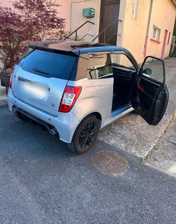 
                                                Voiture
                                                 Ligier js50 voiture sans permis