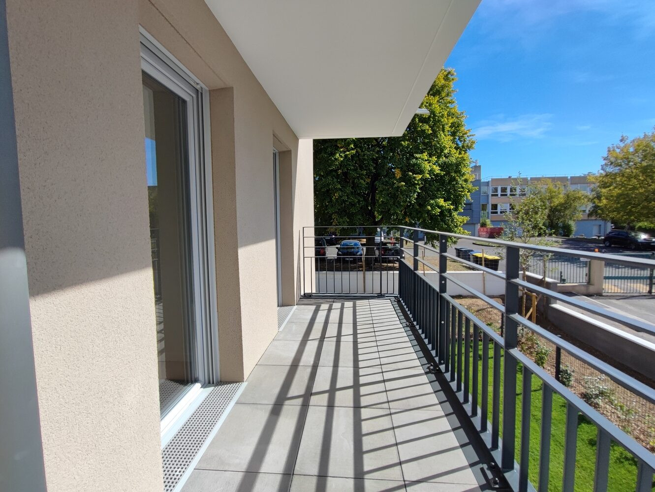 
                                                Location
                                                 Livry à louer 3 pièces avec balcon et parking double