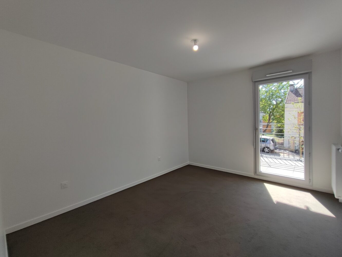 
                                                Location
                                                 Livry à louer 3 pièces avec balcon et parking double