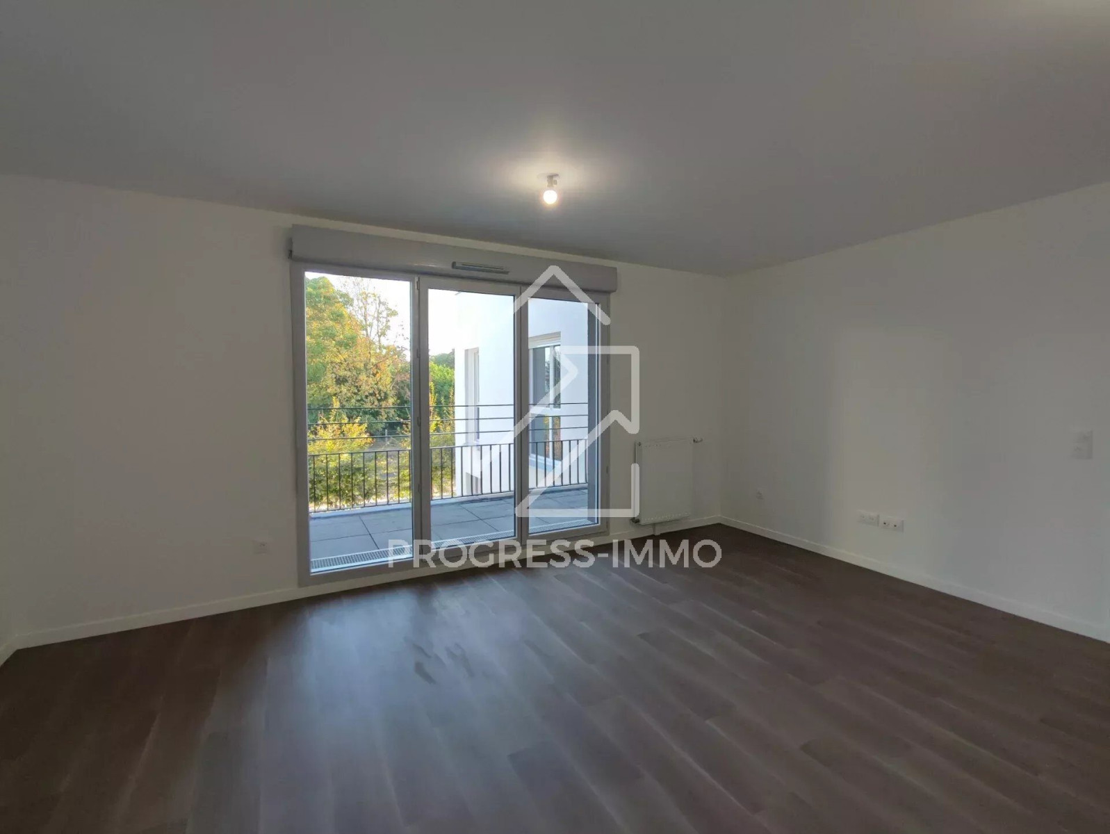
                                                Location
                                                 Livry Gargan, 2 pièces dans résidence de 2022 avec balcon et parking