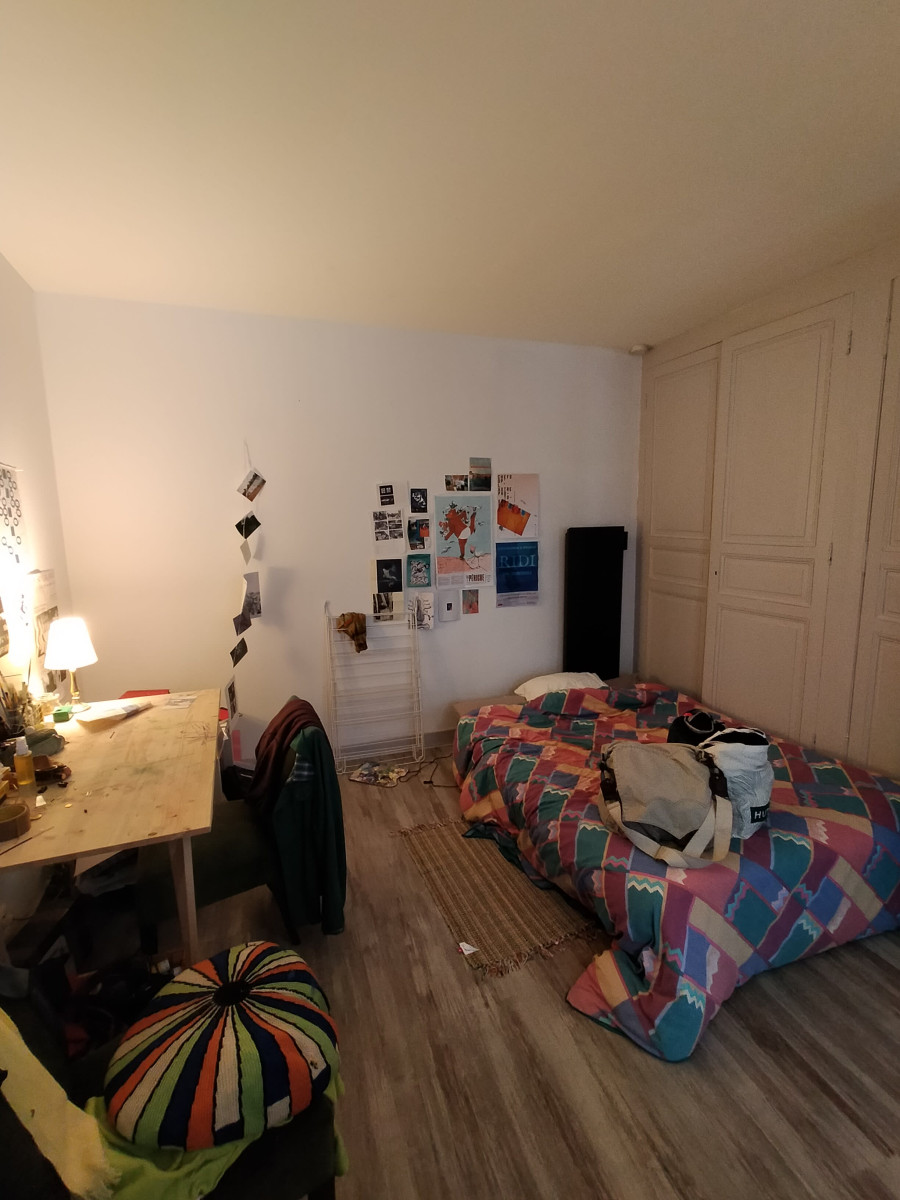 
                                                Vente
                                                 Local Commercial 12565 à Angoulême