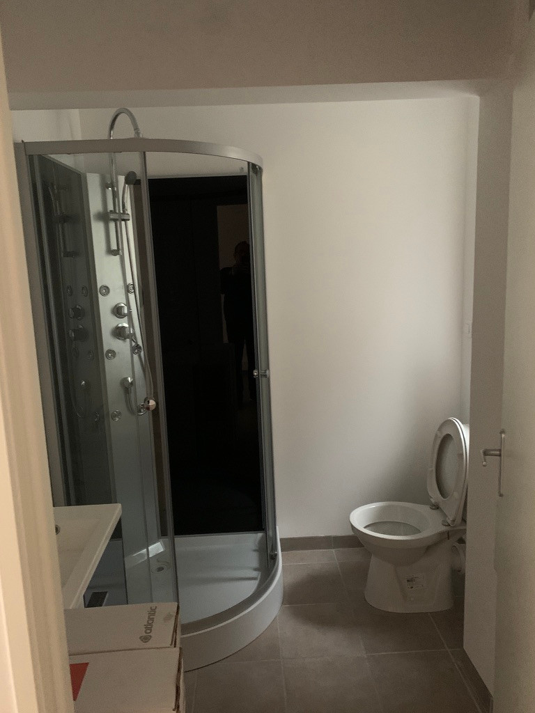 
                                                Location
                                                 LOCAL COMMERCIAL – 41 m² EN CENTRE-VILLE