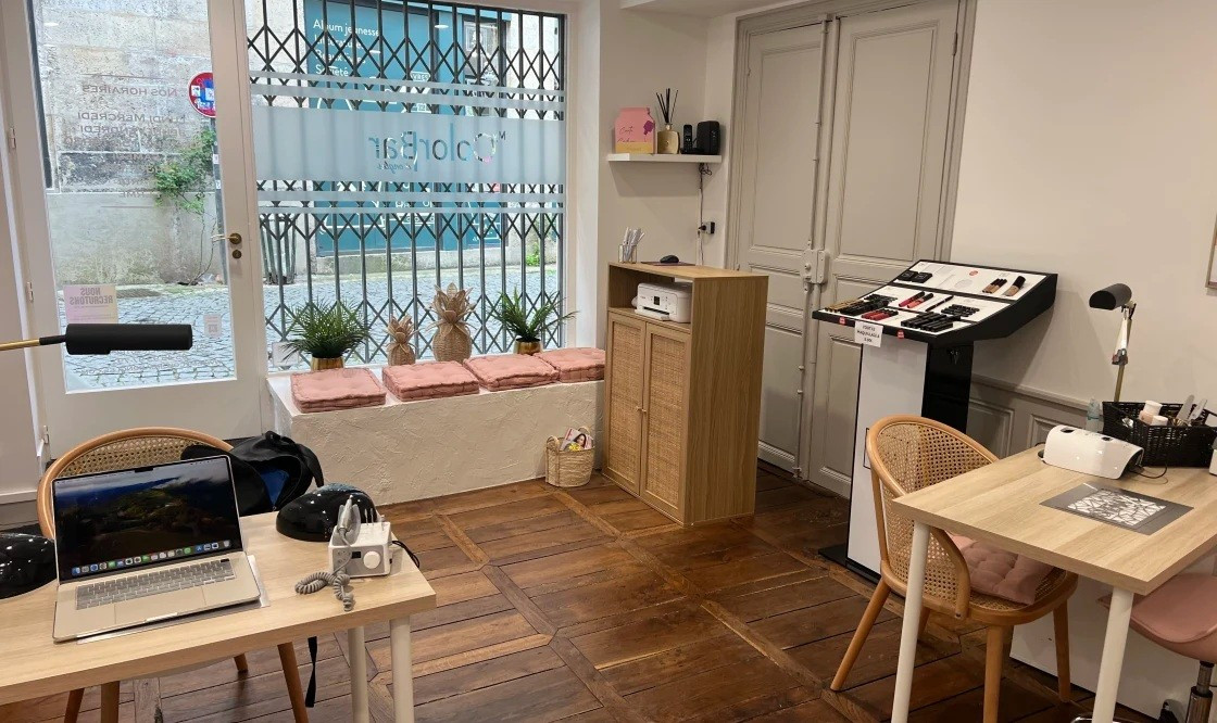 
                                                Location
                                                 Local commercial – Angoulême – 22 m²