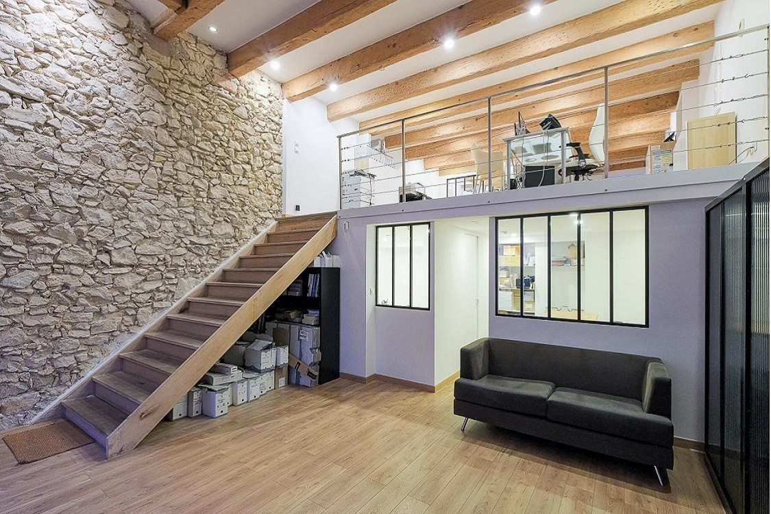 
                                                Location
                                                 Local commercial/Bureau avec Vitrine Rue Paradis