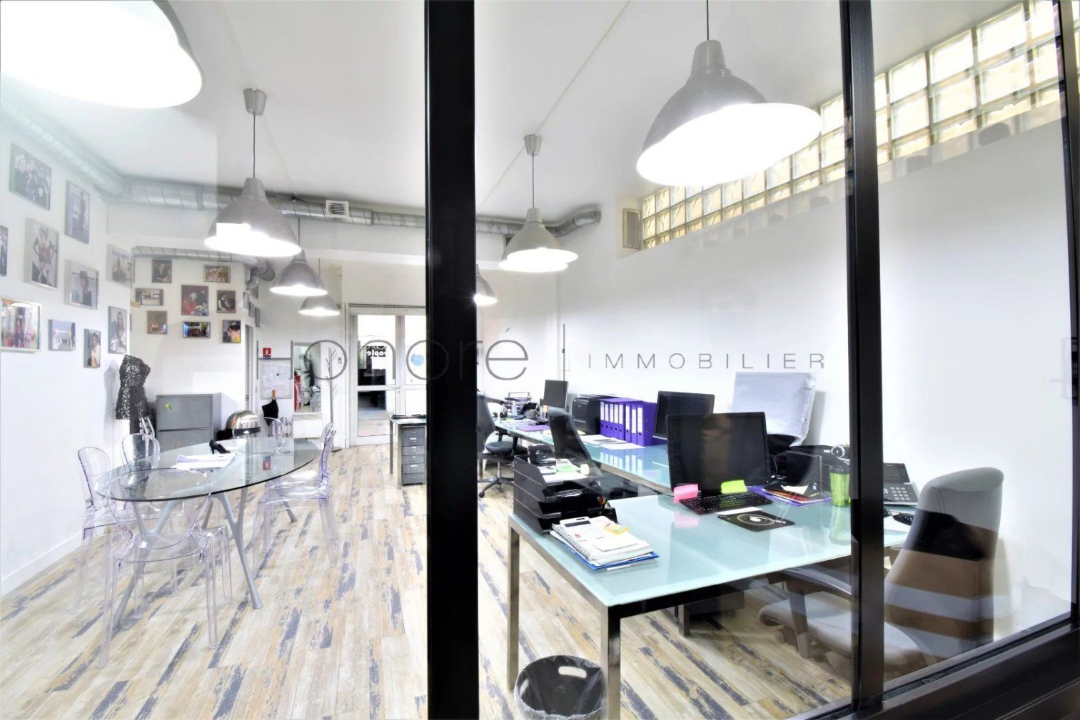 
                                                Location
                                                 Local commercial entre Passy et La Muette