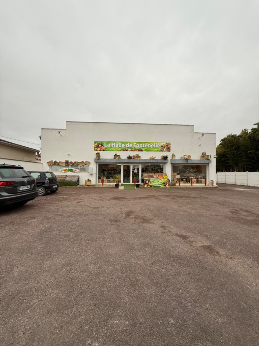 
                                                Vente
                                                 LOCAL COMMERCIAL – LIBRE D’OCCUPATION