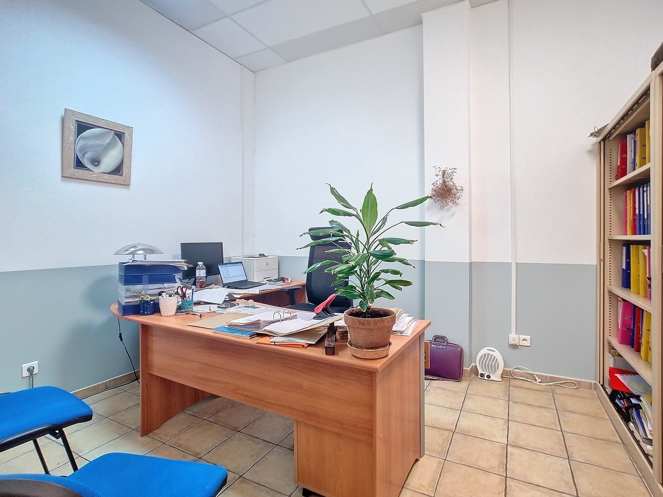 
                                                Vente
                                                 LOCAL COMMERCIAL LOUE