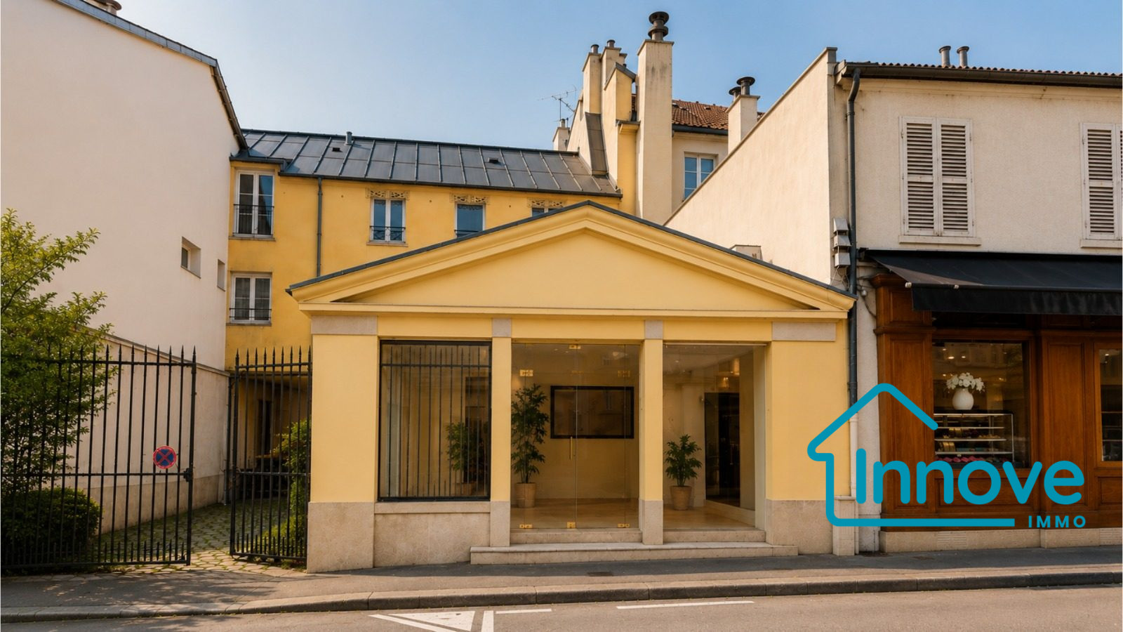 
                                                Location
                                                 Local Commercial Rue de montreuil