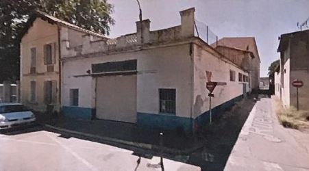 
                                                Vente
                                                 Local d'activité de 300 m² à vendre à Avignon - Vaucluse