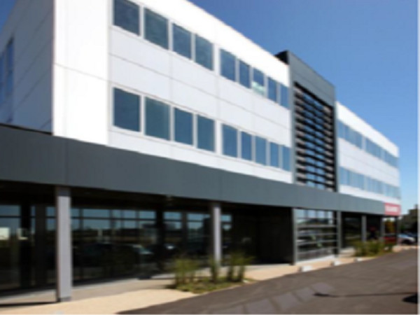 
                                                Location
                                                 Local d'activités de 180 m² à louer – Poitiers -Technopôle du Futuroscope