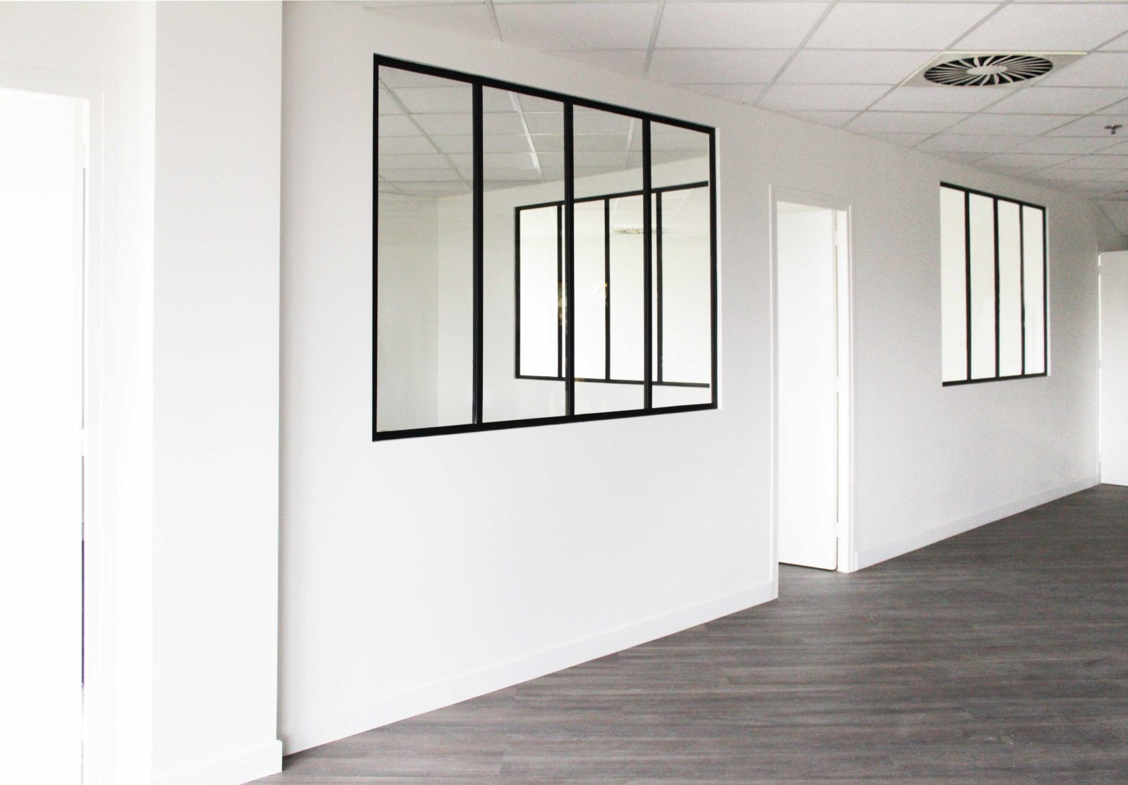 
                                                Vente
                                                 Local industriel d'une surface totale de 10 000m²  à acheter dans le Nièvre