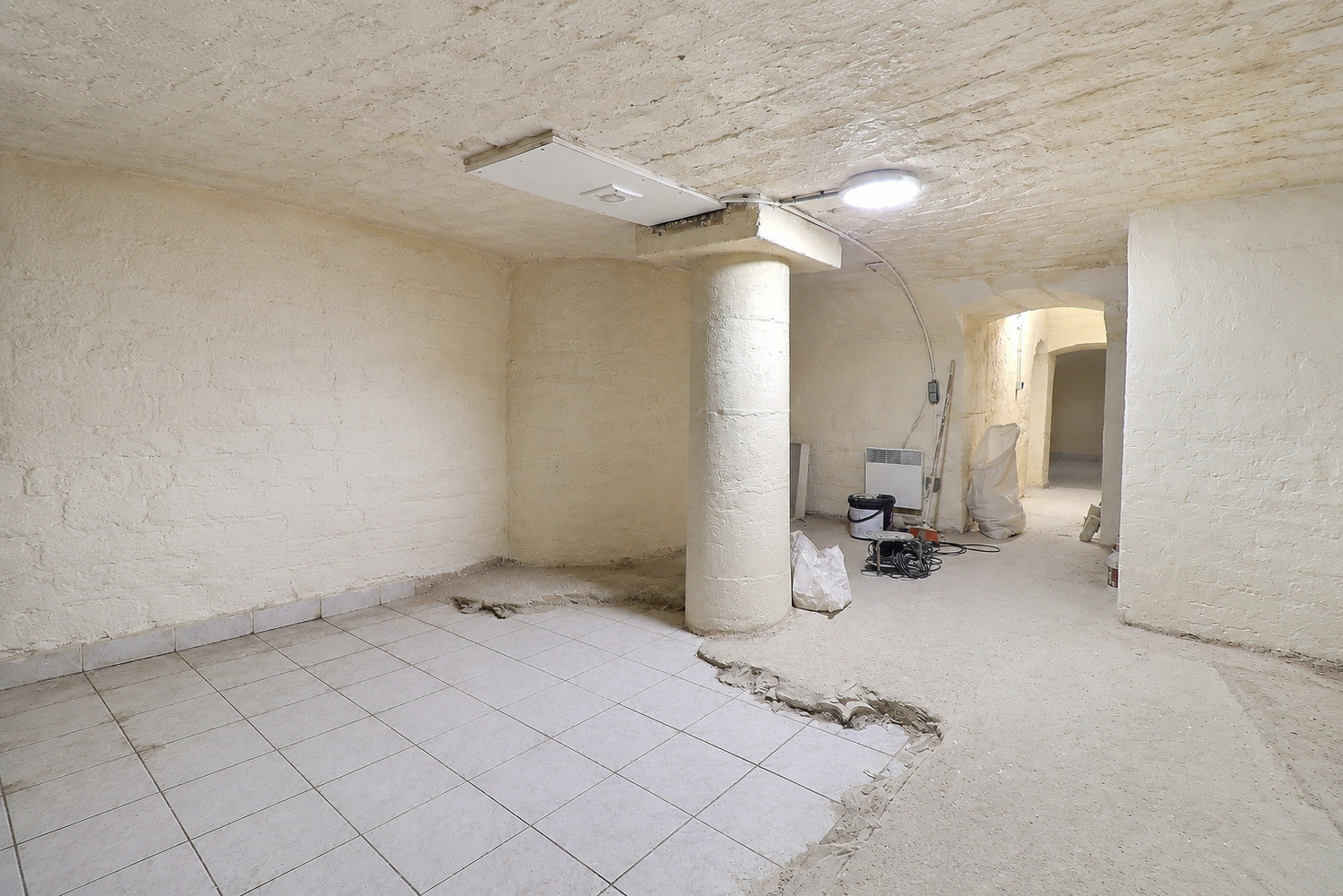 
                                                Vente
                                                 Local sur cour – Réaumur-Sébastopol