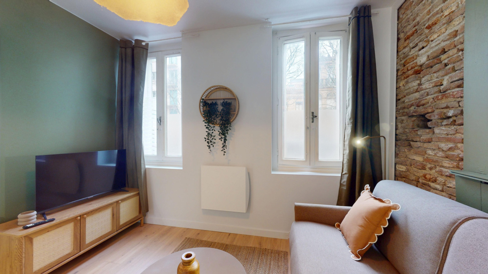 
                                                Location
                                                 Location 15.91m²