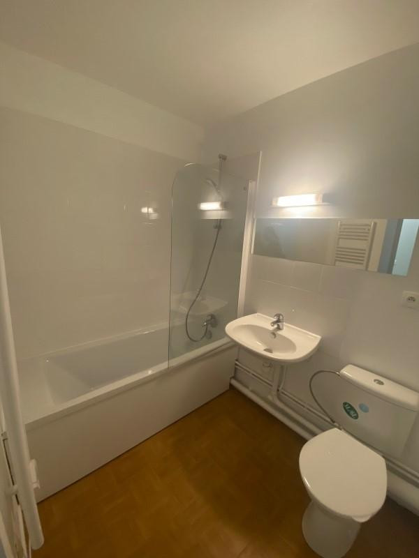 
                                                Location
                                                 Location 2 pièces à Arcueil 29 M2