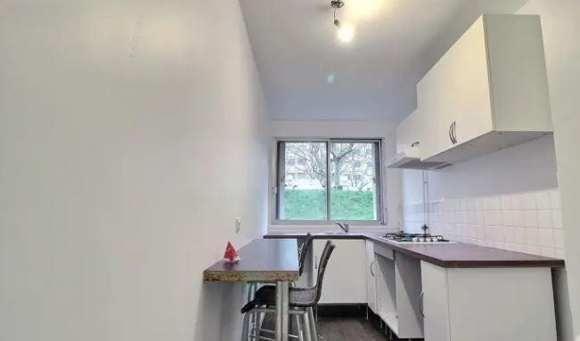 
                                                Location
                                                 Location 2 pièces à Sèvres