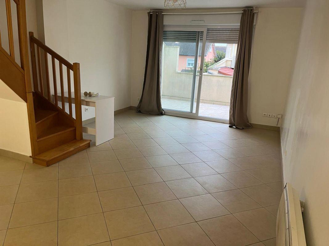 
                                                Location
                                                 Location 2 pieces en duplex