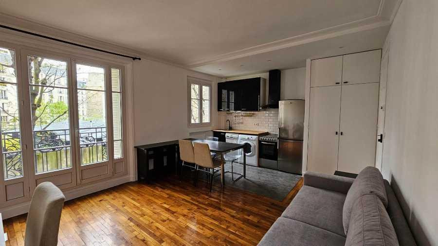 
                                                Location
                                                 Location 2 pièces meublé Paris 14ème  31 m2