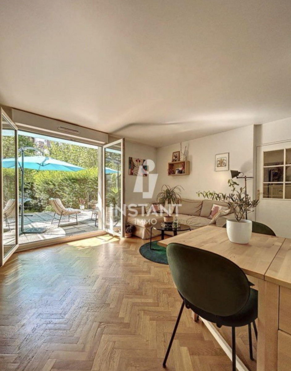 
                                                Location
                                                 Location 2 pièces rdc terrasse+jardin