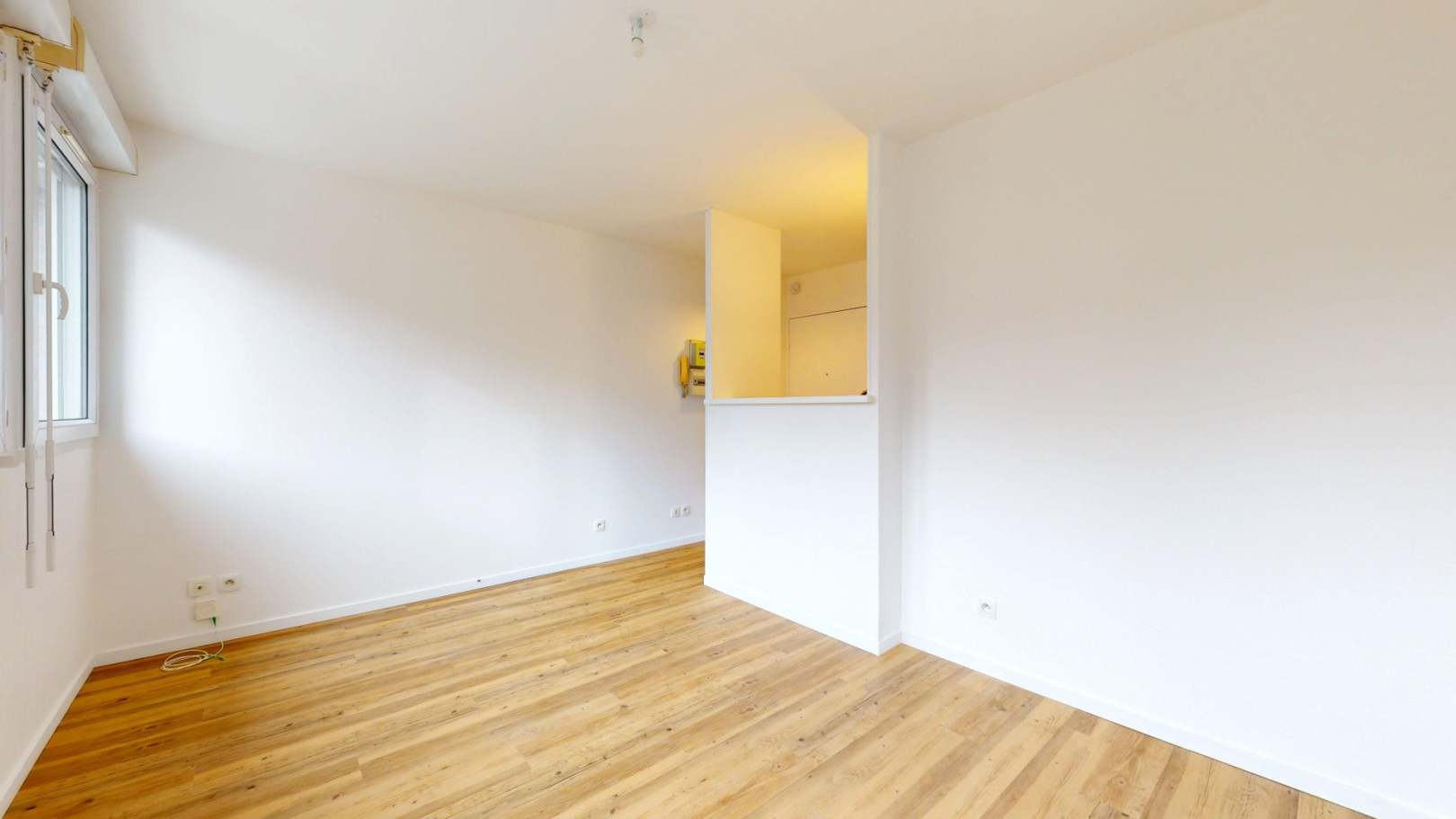 
                                                Location
                                                 Location 20.19m²