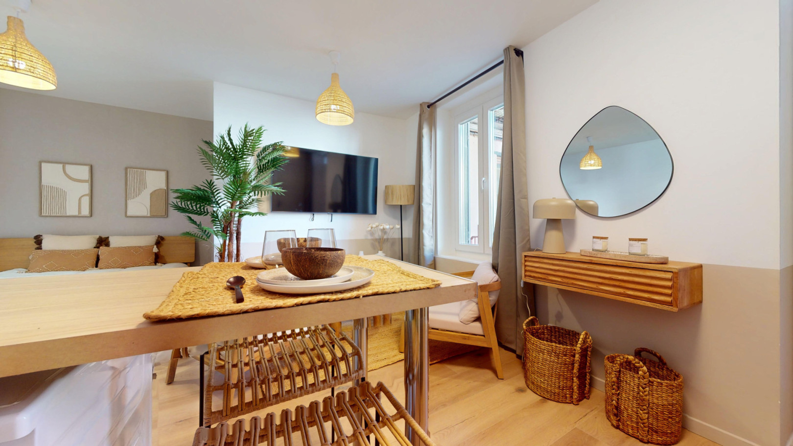 
                                                Location
                                                 Location 22.43m²