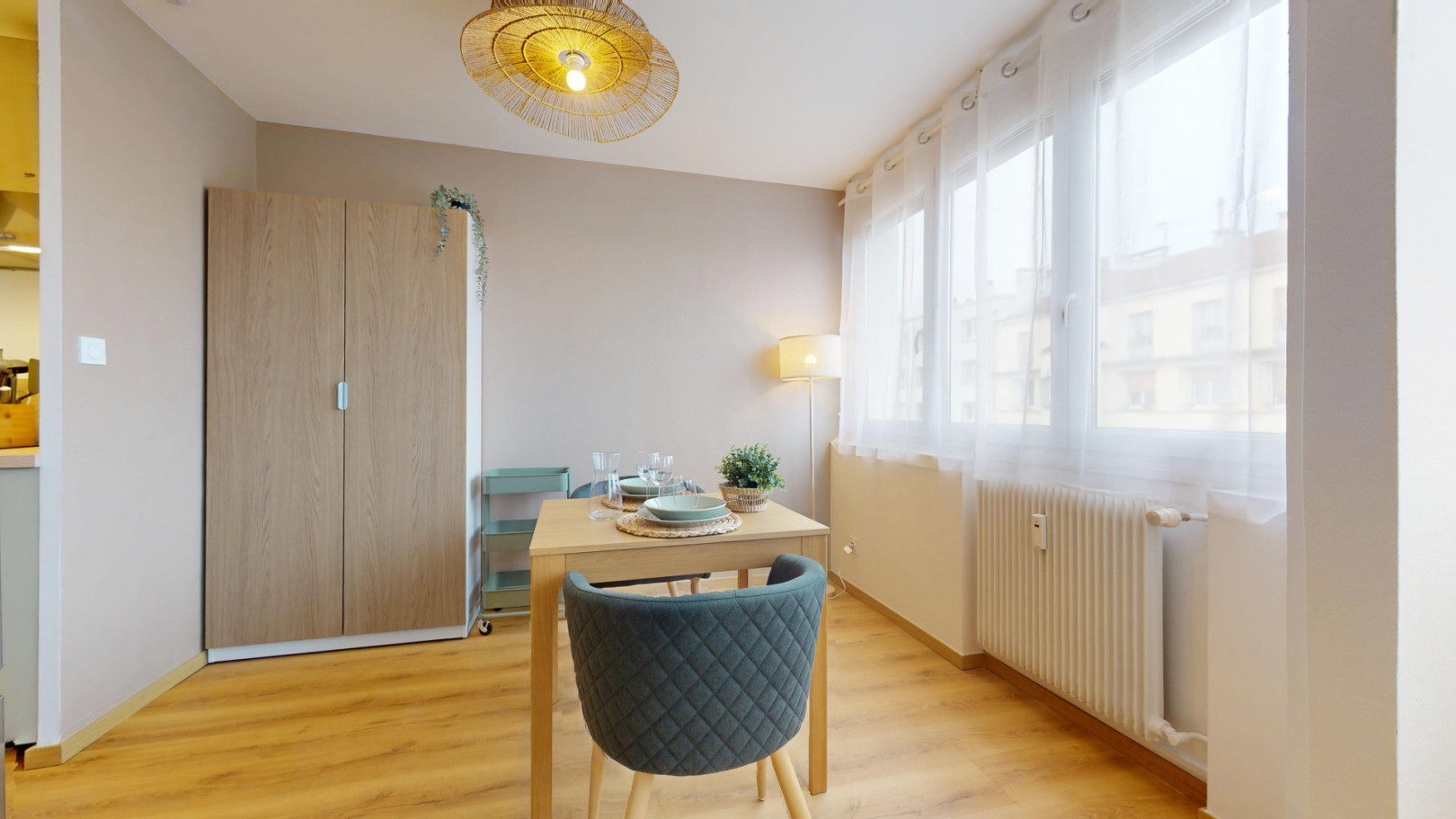 
                                                Location
                                                 Location 28.00m²