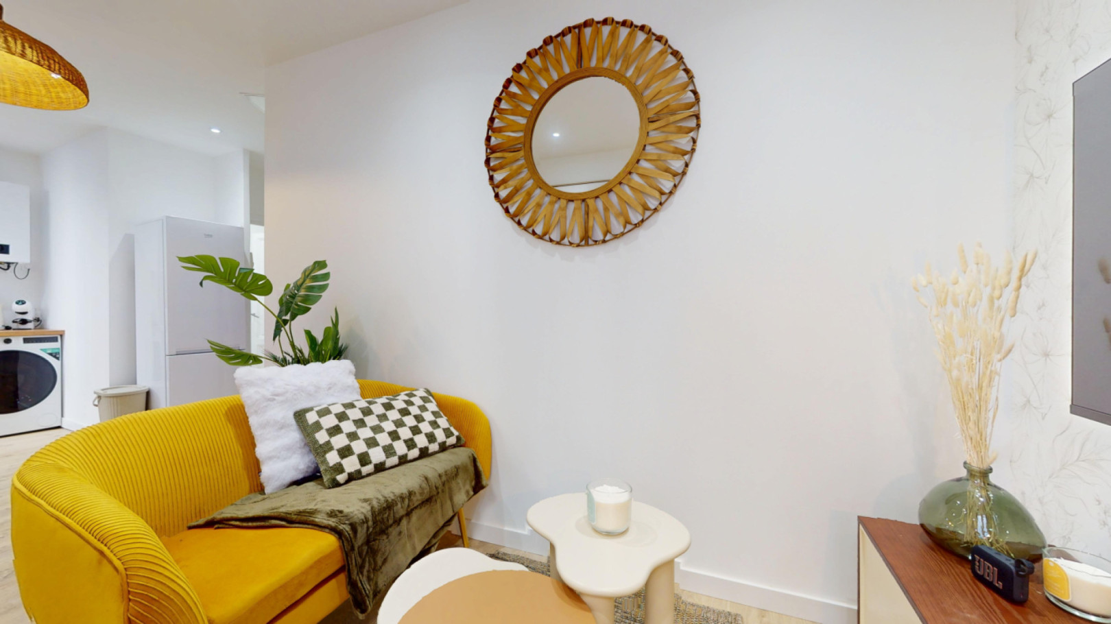 
                                                Location
                                                 Location 29.41m²