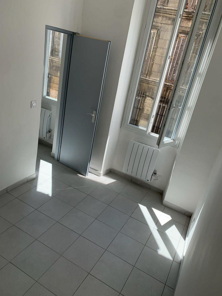 
                                                Location
                                                 Location 3 pièces de 57 m2 à Marseille