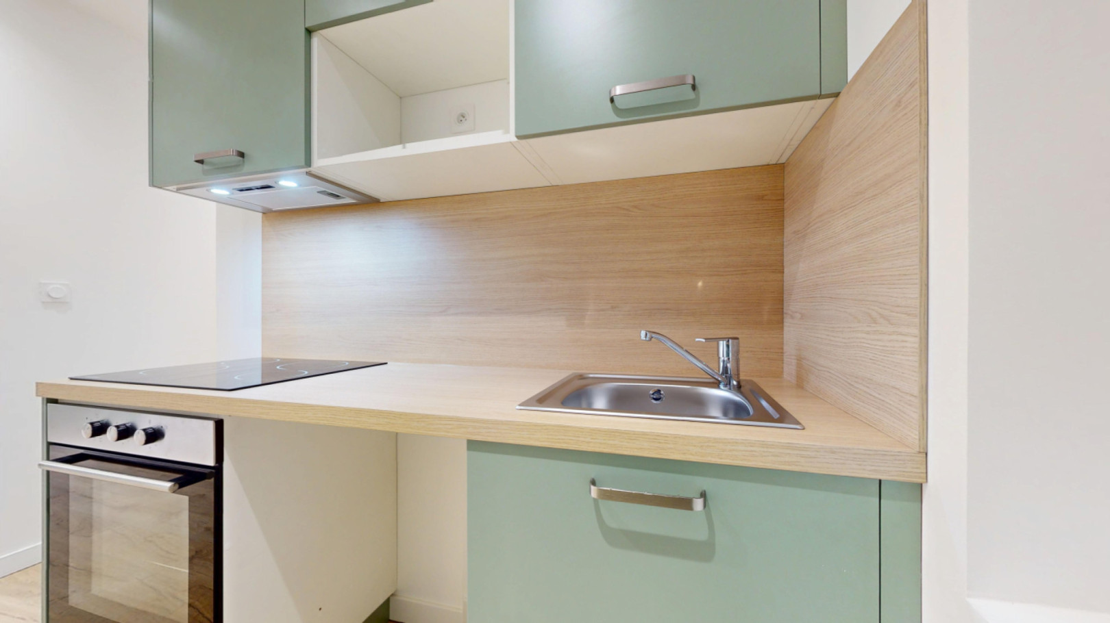 
                                                Location
                                                 Location 31.29m²