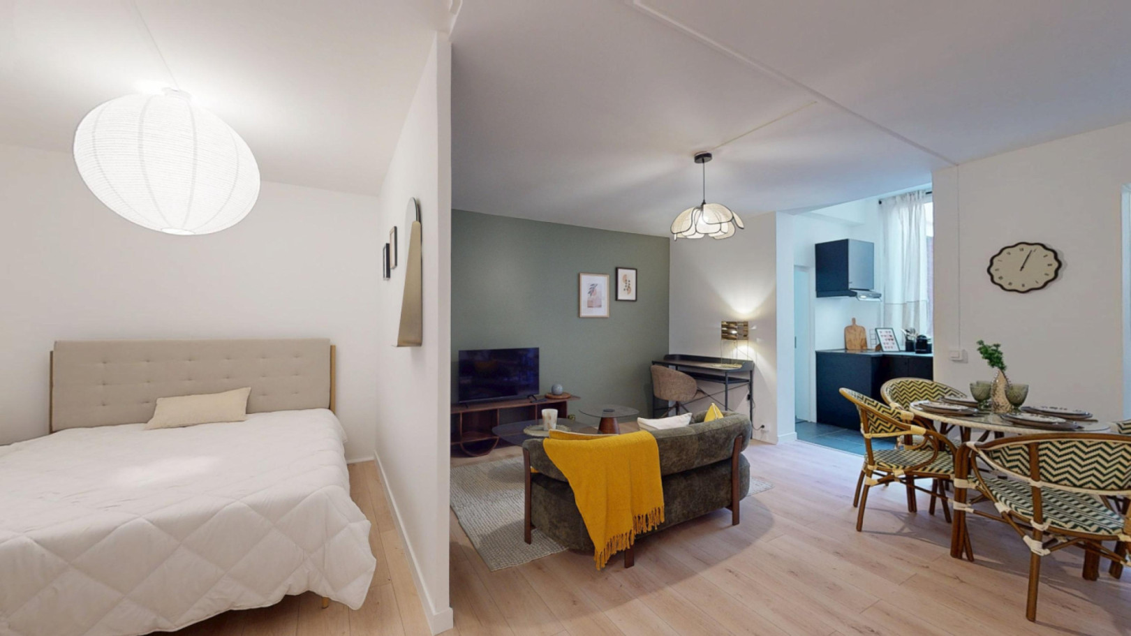 
                                                Location
                                                 Location 39.72m²