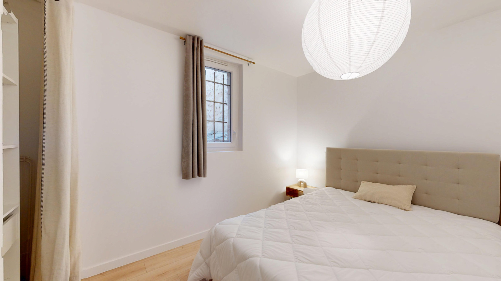 
                                                Location
                                                 Location 39.72m²
