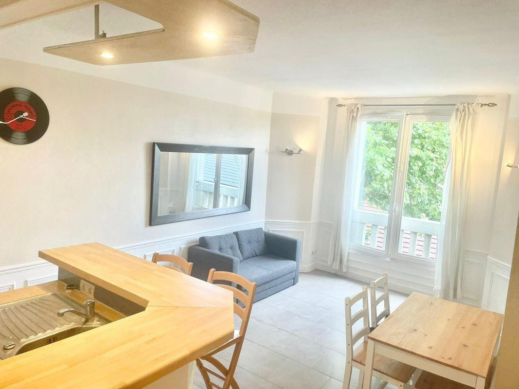 
                                                Location
                                                 Location 45 m2 Montrouge