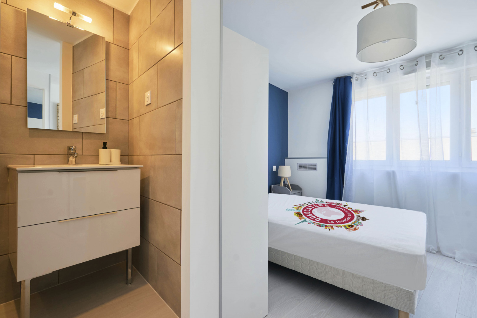 
                                                Location
                                                 Location 61.43m²