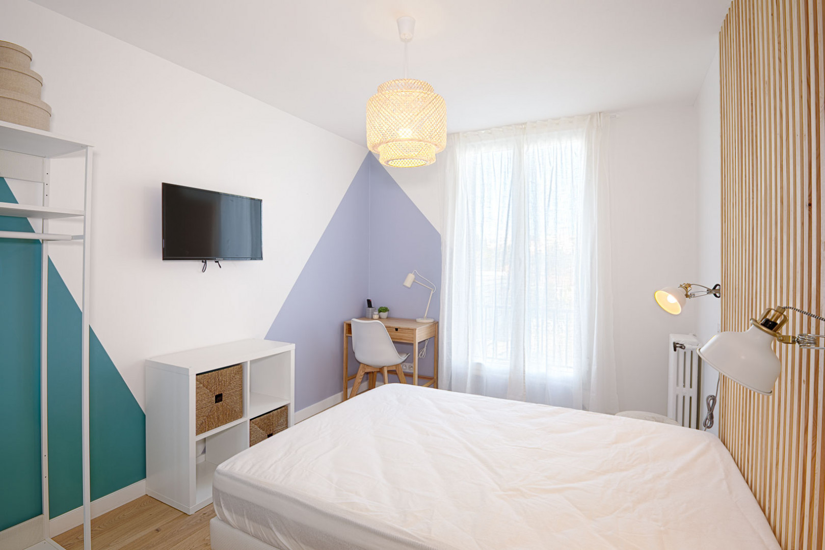 
                                                Location
                                                 Location 67.57m²