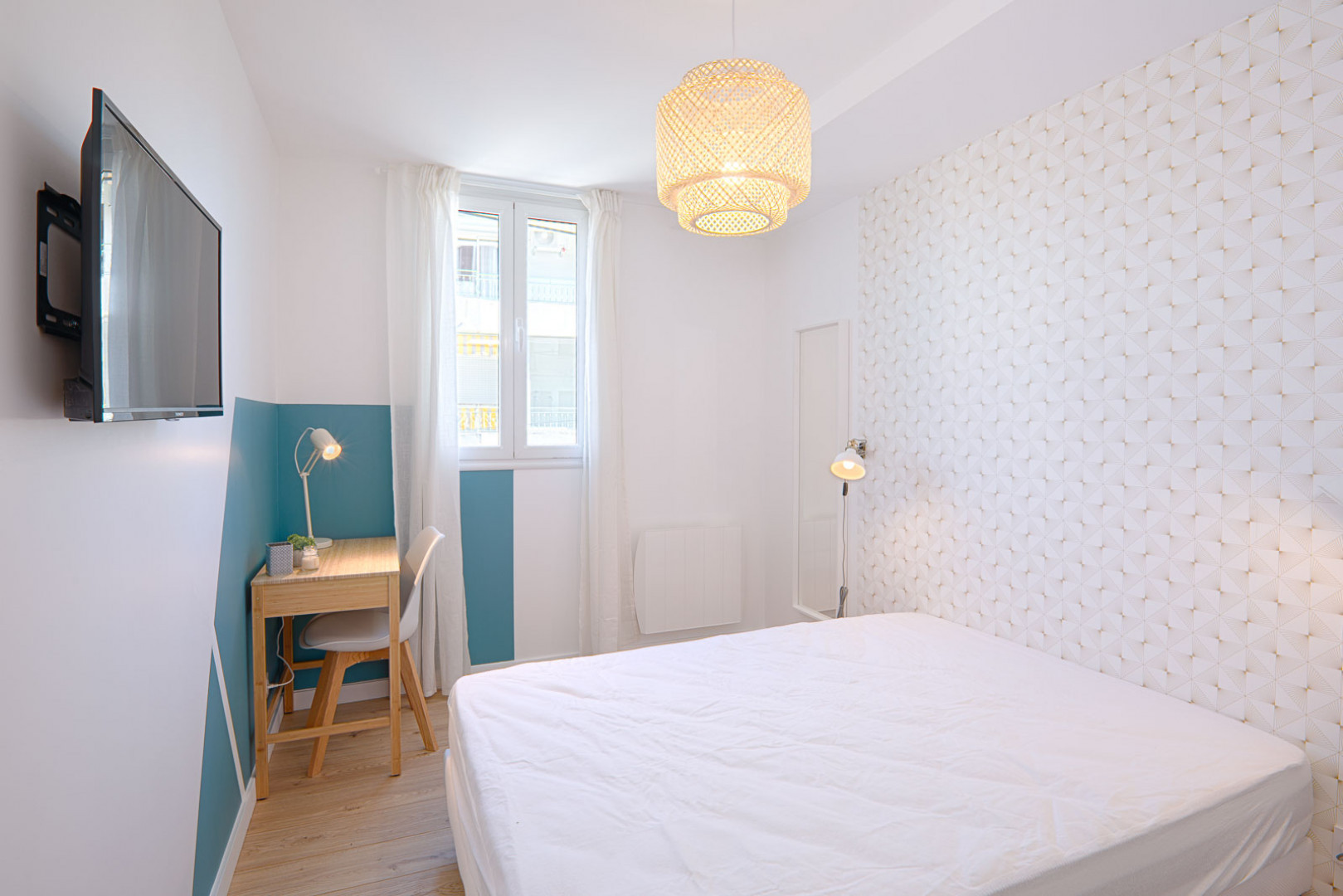 
                                                Location
                                                 Location 67.57m²