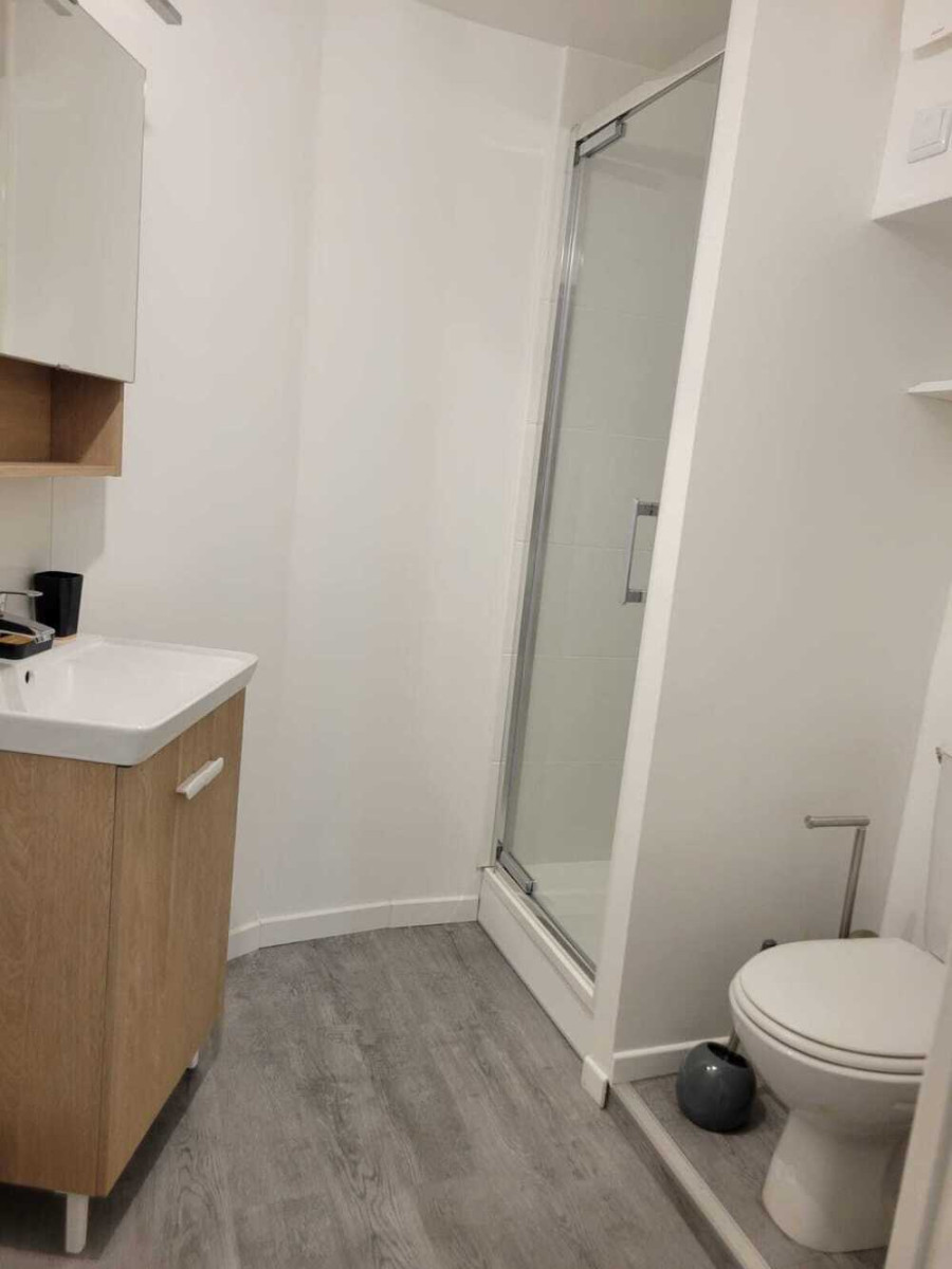 
                                                Location
                                                 Location à moins de 15 minutes de la gare