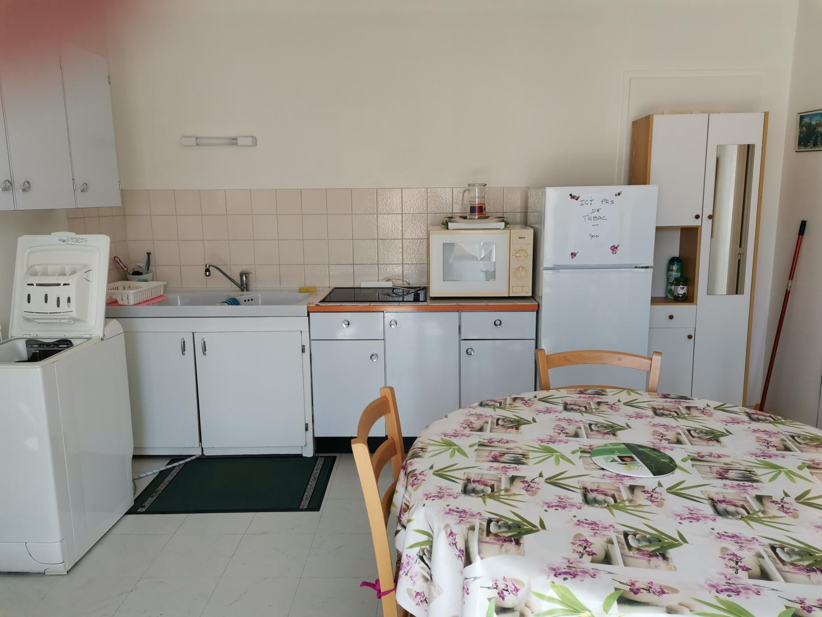 
                                                Location
                                                 Location appart étudiant (e) année scolaire