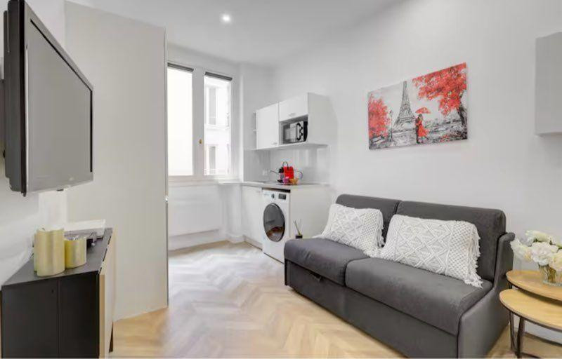 
                                                Location
                                                 Location appartement 16eme