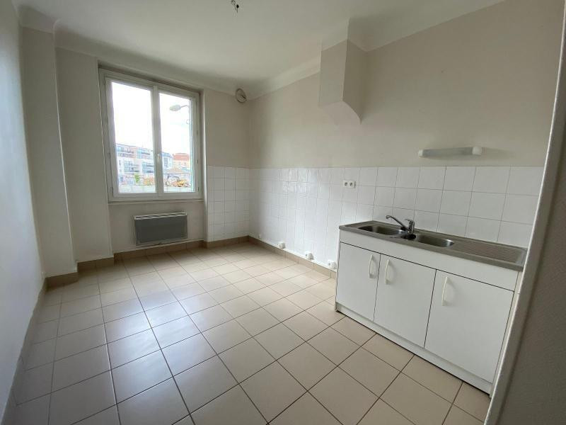 
                                                Location
                                                 Location appartement 2/3 pièces à St Maur