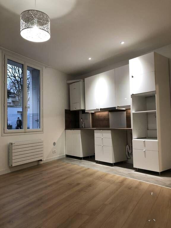 
                                                Colocation
                                                 Location appartement 2 pièces 43 m² Montreuil