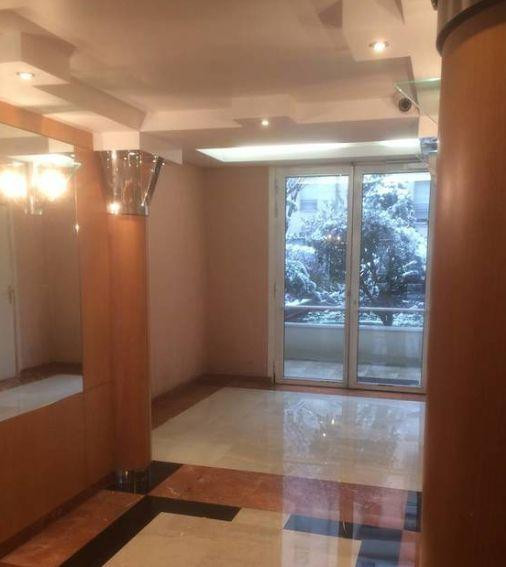 
                                                Location
                                                 Location appartement 2 pièces 50 m² Paris 19E